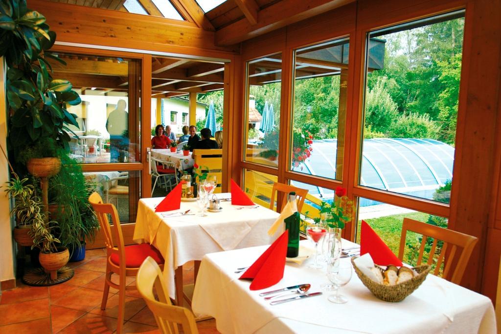 Hotel Restaurant Thadeushof Techelsberg المظهر الخارجي الصورة