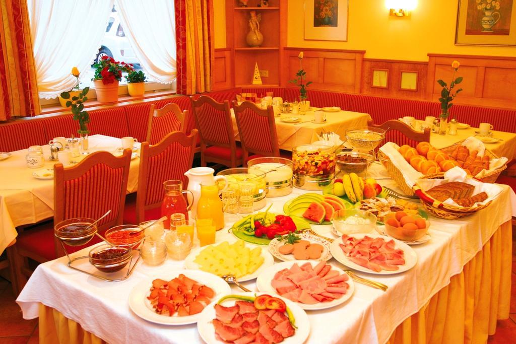 Hotel Restaurant Thadeushof Techelsberg المظهر الخارجي الصورة